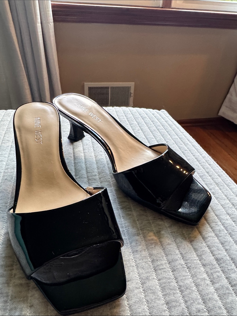 Nine West Black Patent Open-Toe Slide Mules